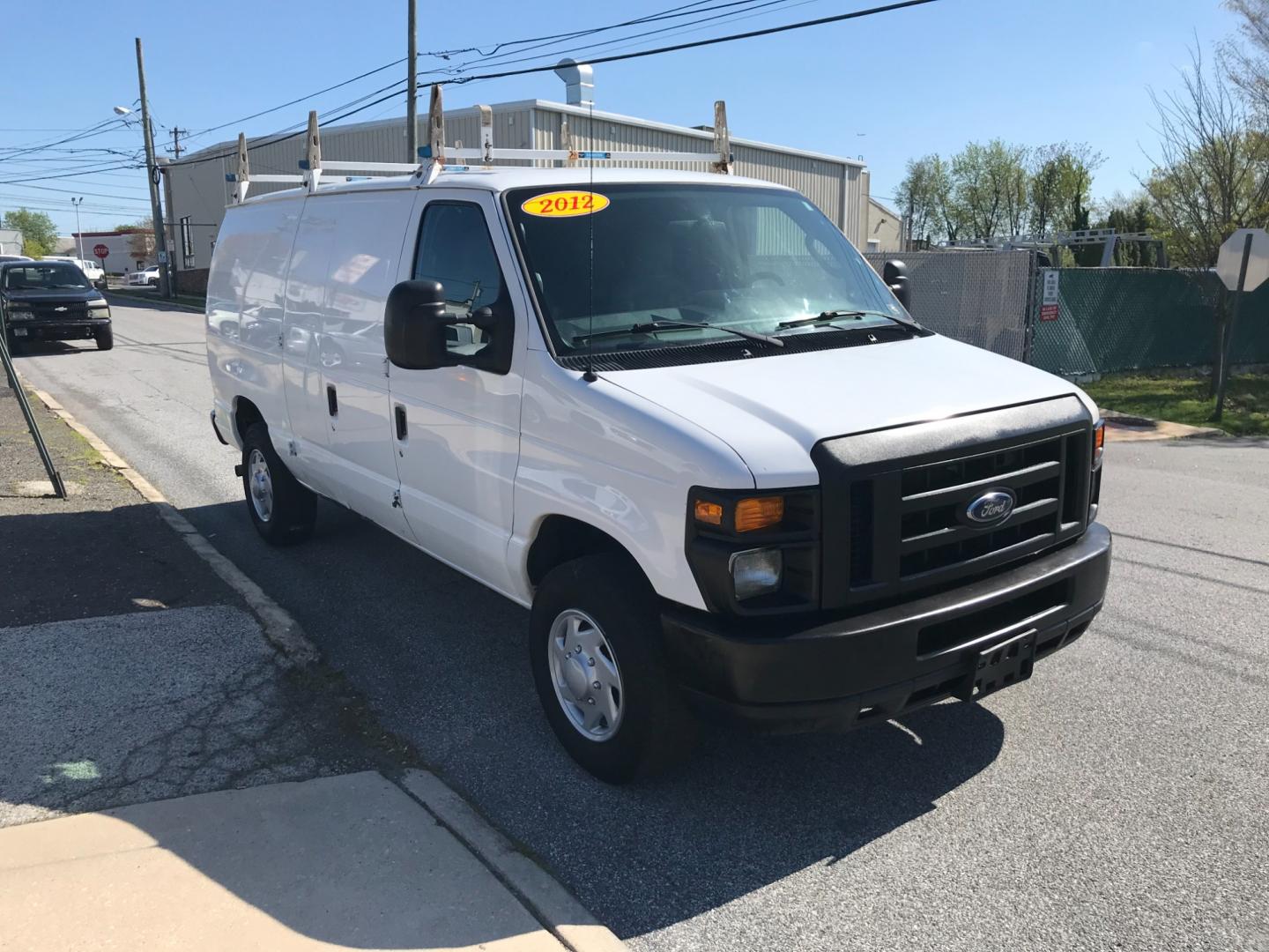 2012 White /Gray Ford Econoline E350 350 (1FTSE3EL4CD) with an 5.4 V8 engine, Automatic transmission, located at 577 Chester Pike, Prospect Park, PA, 19076, (610) 237-1015, 39.886154, -75.302338 - Photo#3